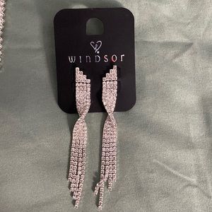 dangle earrings